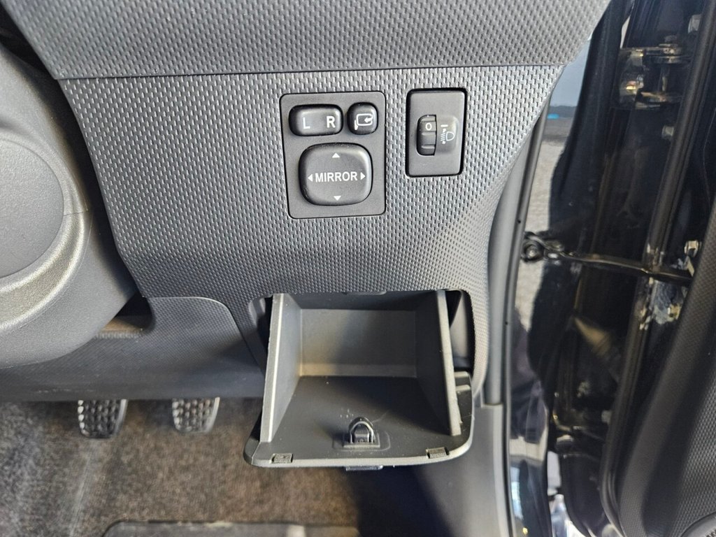 Used Toyota Urbancruiser 2009 for sale - 76768400: Photo 12