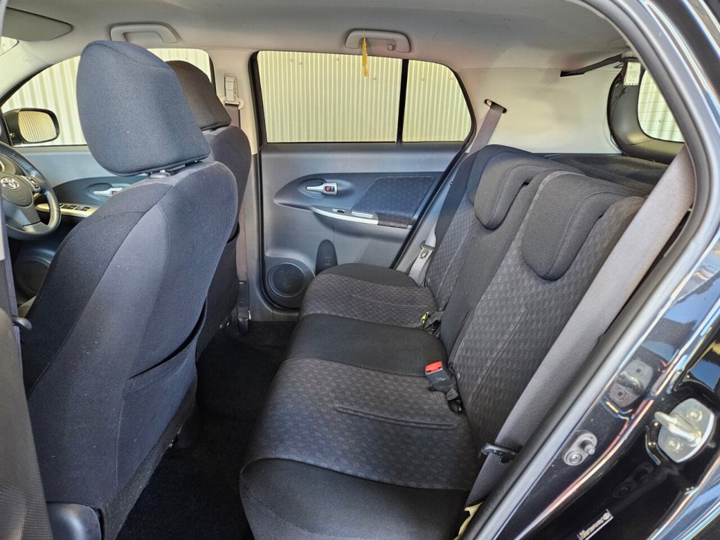 Used Toyota Urbancruiser 2009 for sale - 76768400: Photo 30