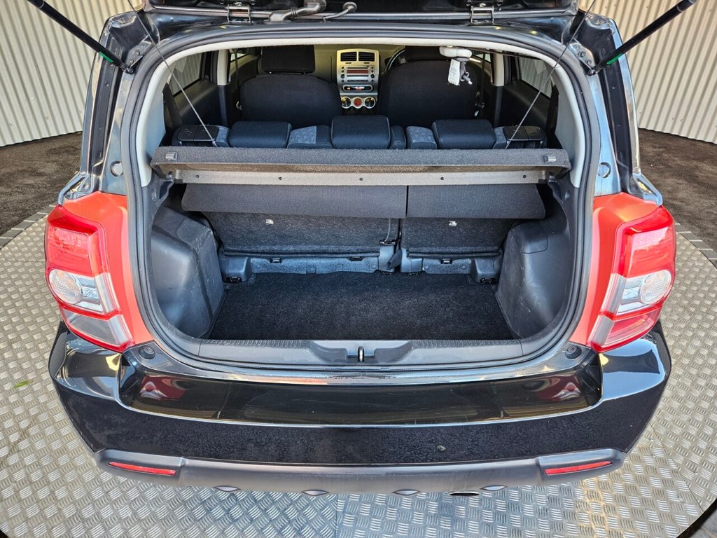 Used Toyota Urbancruiser 2009 for sale - 76768400: Photo 5