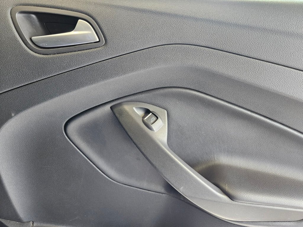 Used Ford Kuga 2016 for sale - 76080752: Photo 37