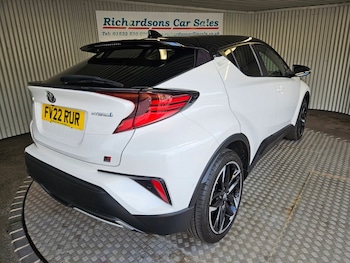 Used Toyota C-HR 2022 for sale - 79244939: Photo