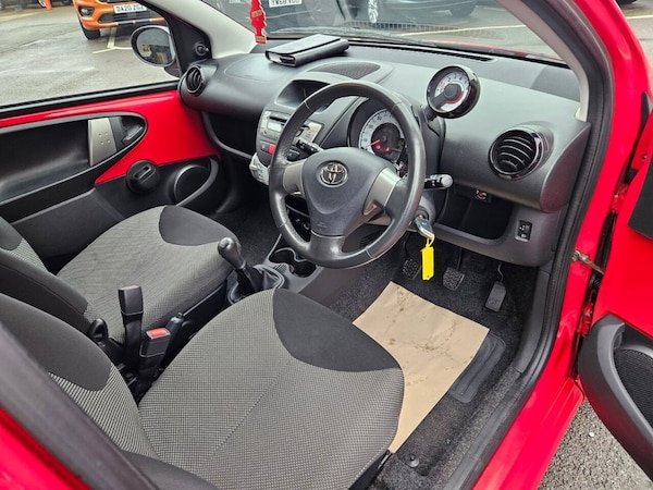 Used Toyota AYGO 2014 for sale - 76256290: Photo 18
