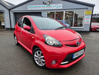2014 (63) - 1.0 VVT-i Mode Hatchback 5dr Petrol Manual Euro 5 (68 ps)