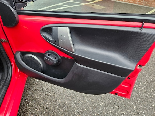 Used Toyota AYGO 2014 for sale - 76256290: Photo 20