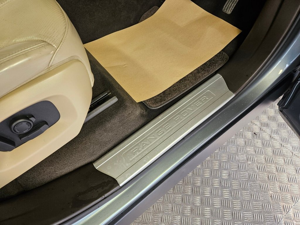 Used Land Rover Range Rover Sport 2015 for sale - 77547094: Photo 38