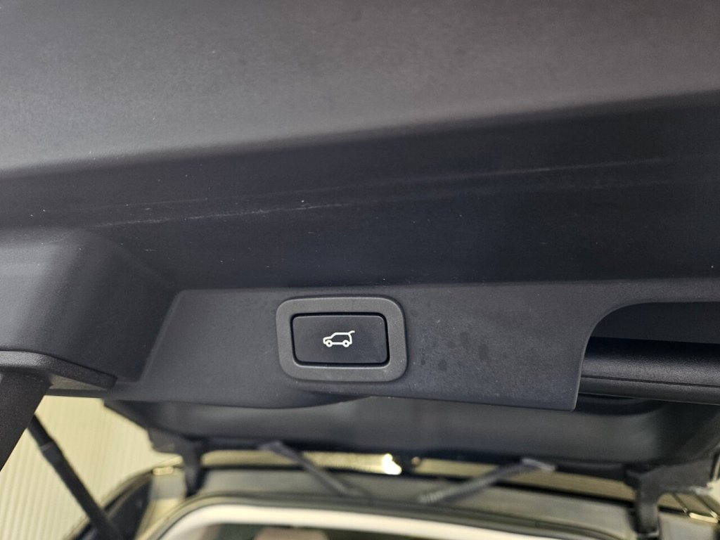 Used Land Rover Range Rover Sport 2015 for sale - 77547094: Photo 8