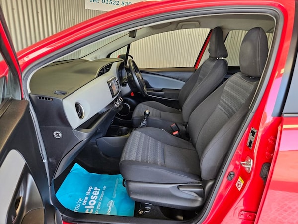 Used Toyota Yaris 2016 for sale - 75473616: Photo 34