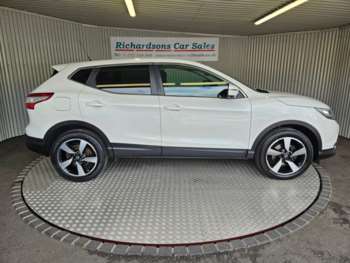 Used Nissan Qashqai 2015 for sale - 74784373: Photo