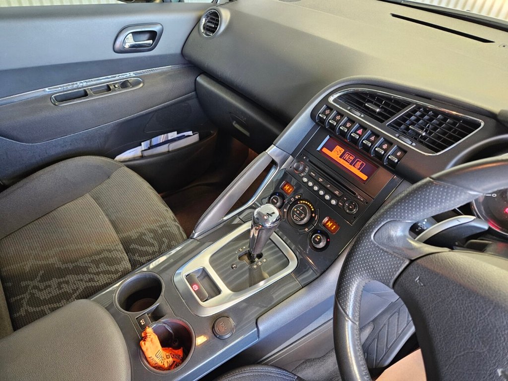 Used Peugeot 3008 2011 for sale - 77356594: Photo 17