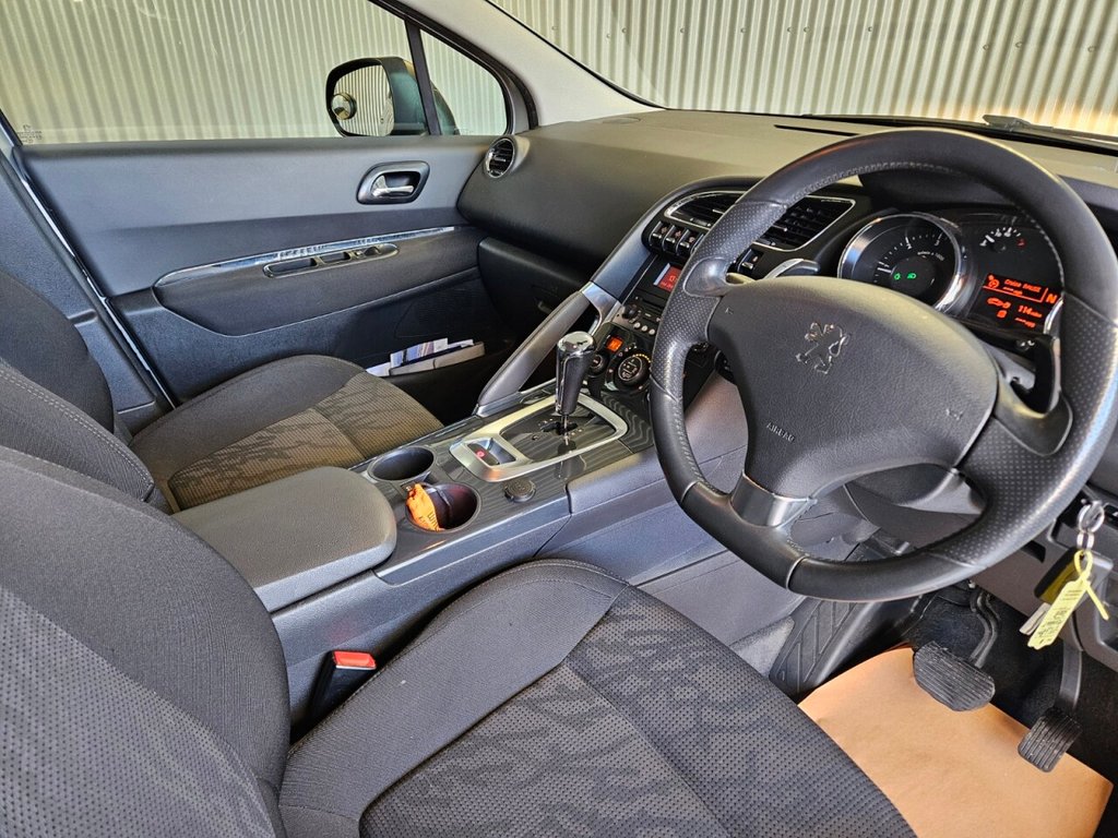 Used Peugeot 3008 2011 for sale - 77356594: Photo 19