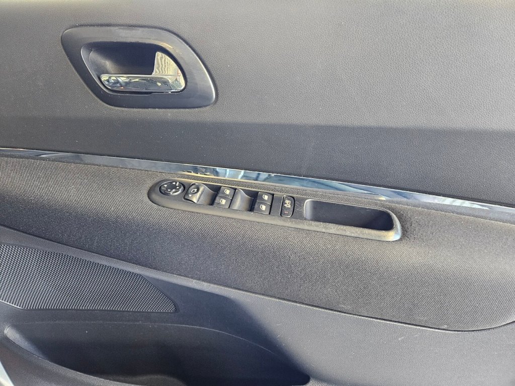 Used Peugeot 3008 2011 for sale - 77356594: Photo 22