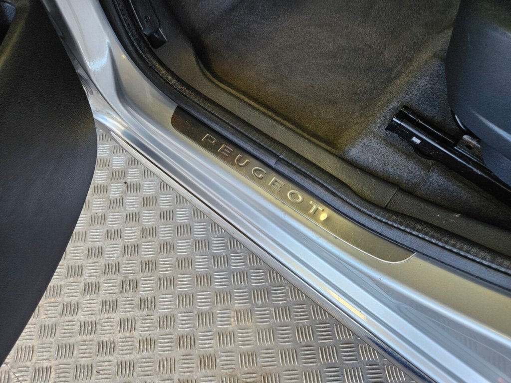 Used Peugeot 3008 2011 for sale - 77356594: Photo 36