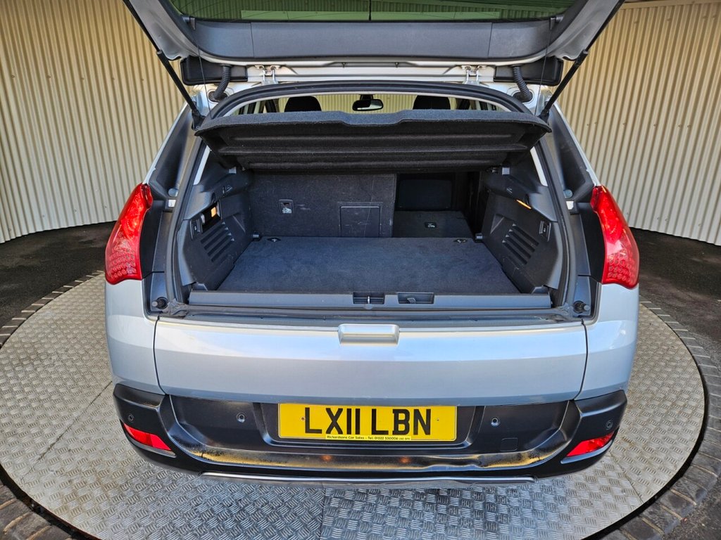 Used Peugeot 3008 2011 for sale - 77356594: Photo 6