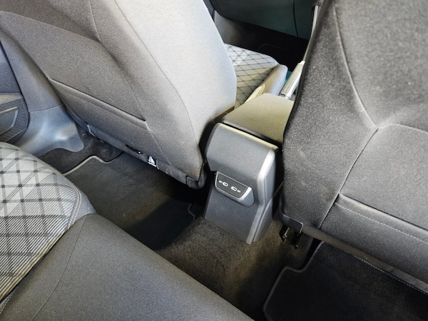 Used Volkswagen Polo 2022 for sale - 74223981: Photo 28