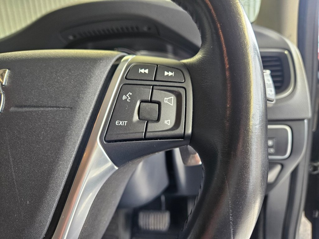 Used Volvo V60 2016 for sale - 76057035: Photo 15