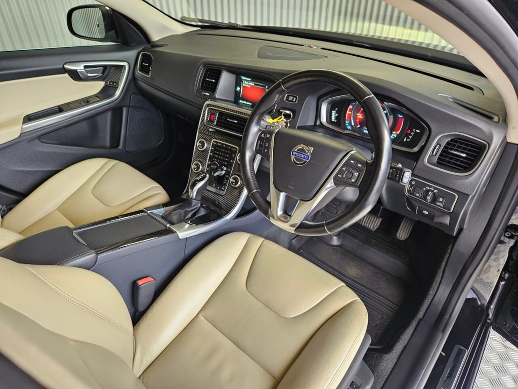 Used Volvo V60 2016 for sale - 76057035: Photo 25