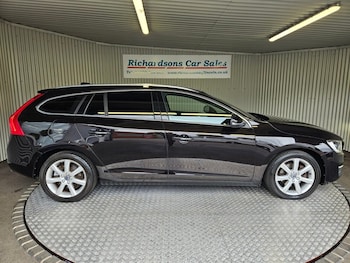 Used Volvo V60 2016 for sale - 76057035: Photo 2