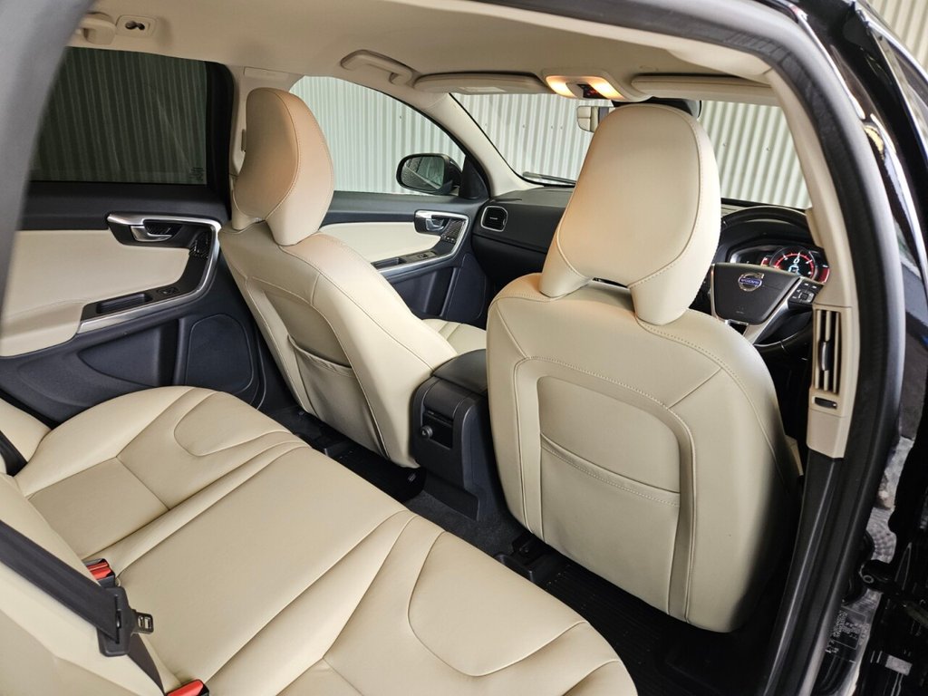 Used Volvo V60 2016 for sale - 76057035: Photo 30