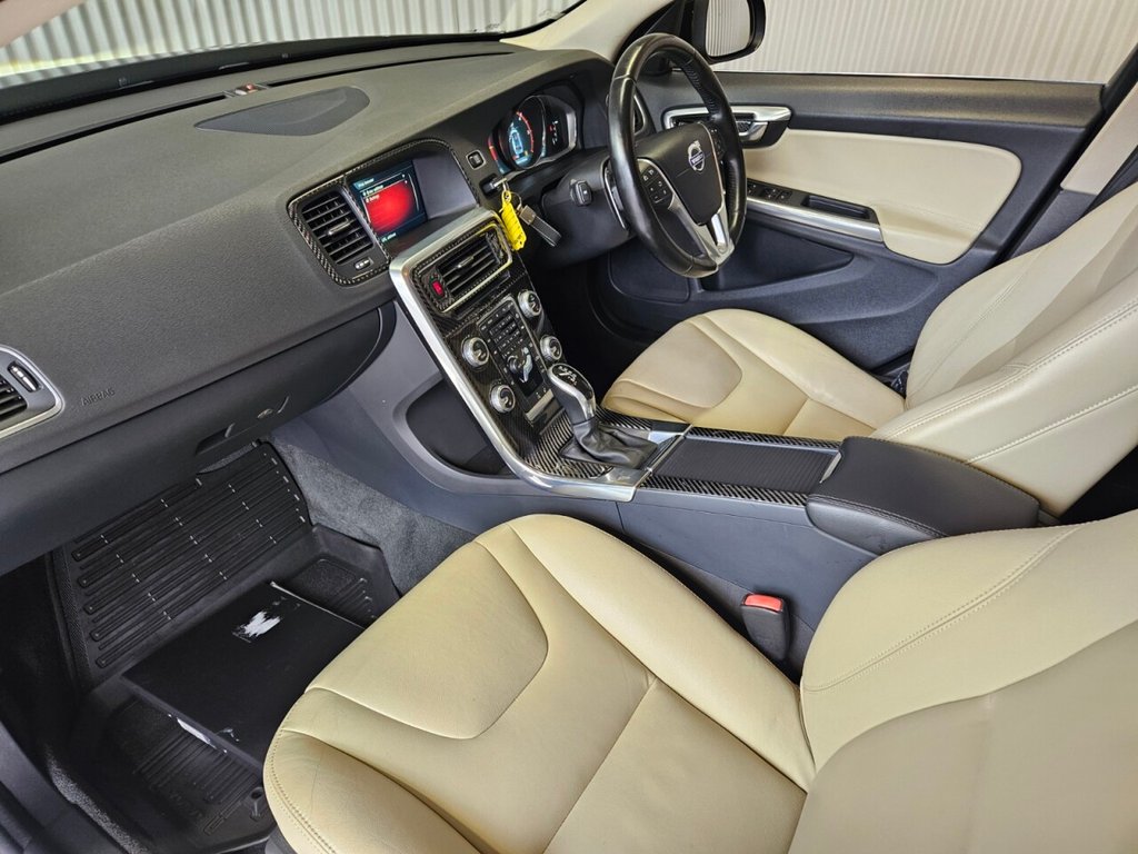 Used Volvo V60 2016 for sale - 76057035: Photo 34
