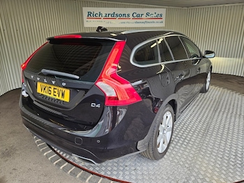 Used Volvo V60 2016 for sale - 76057035: Photo 3