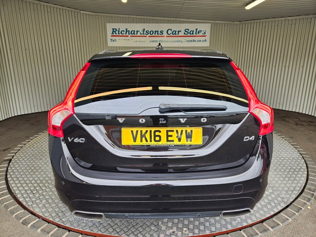 Used Volvo V60 2016 for sale - 76057035: Photo 4