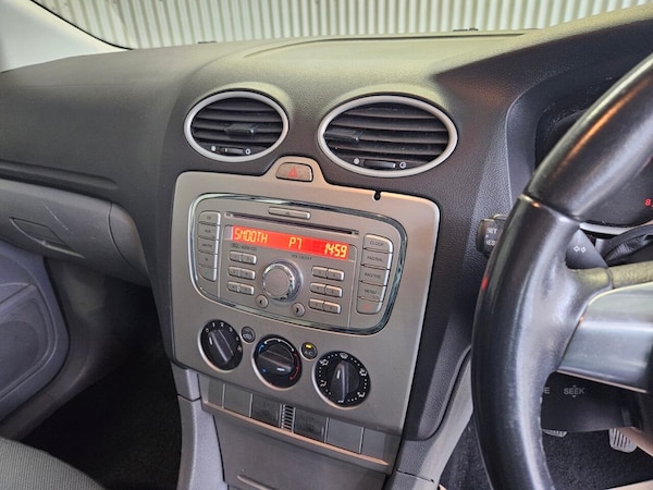 Used Ford Focus 2009 for sale - 76256250: Photo 14