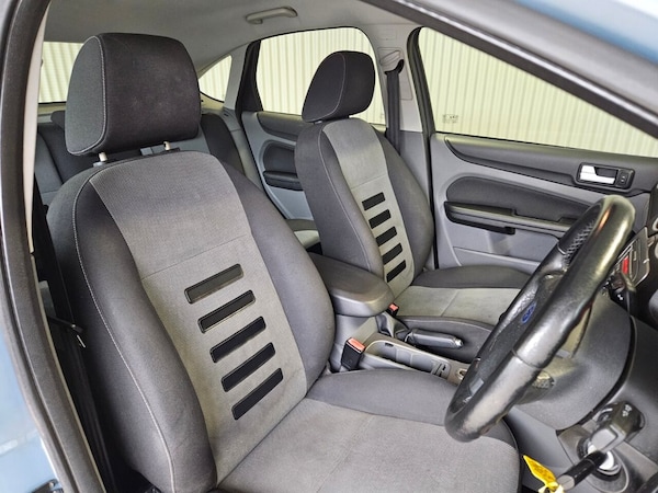 Used Ford Focus 2009 for sale - 76256250: Photo 18