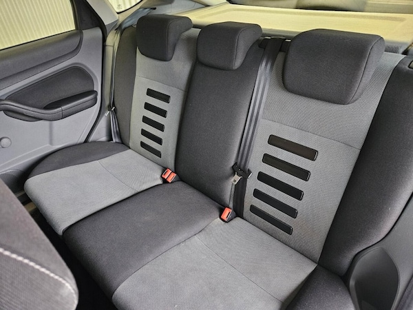 Used Ford Focus 2009 for sale - 76256250: Photo 30