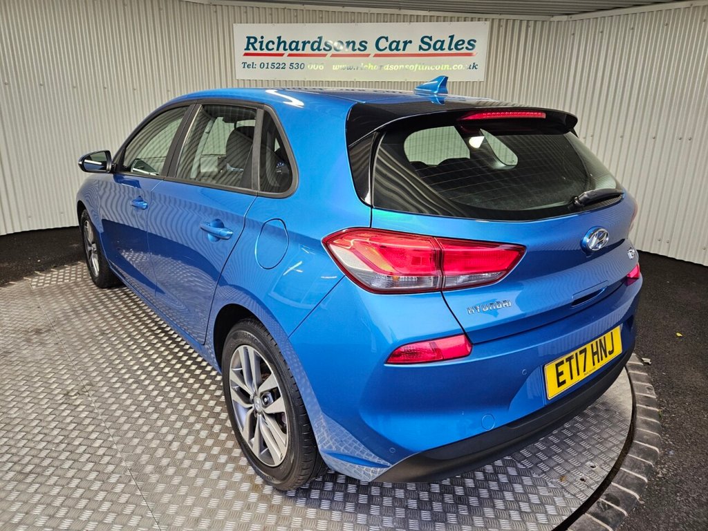 Used Hyundai i30 2017 for sale - 76883580: Photo 6