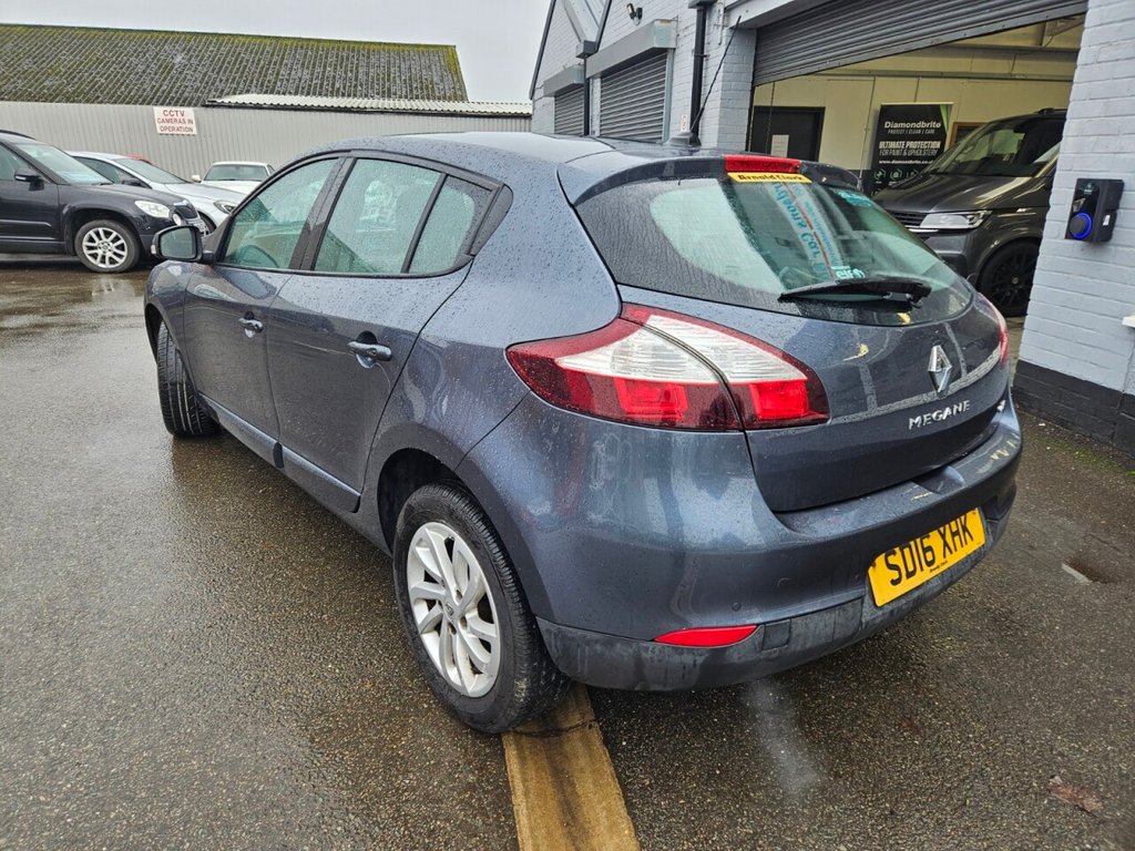 Used Renault Megane 2016 for sale - 77287824: Photo 4