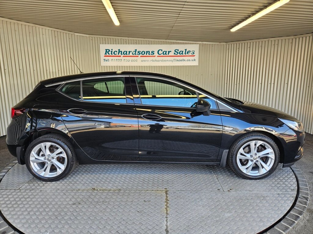 Used Vauxhall Astra 2018 for sale - 78167561: Photo 2