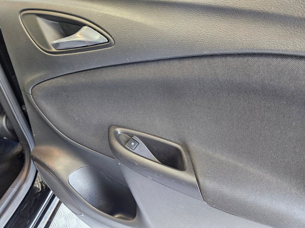 Used Vauxhall Astra 2018 for sale - 78167561: Photo 29