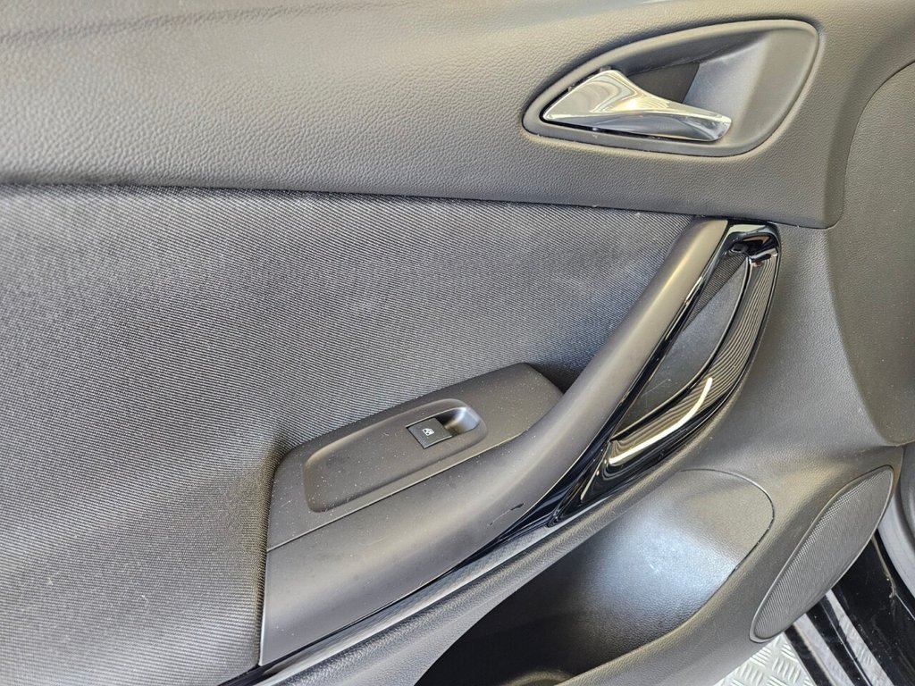 Used Vauxhall Astra 2018 for sale - 78167561: Photo 37