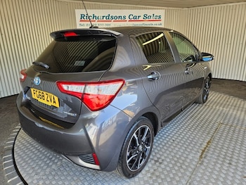 Used Toyota Yaris 2018 for sale - 78457806: Photo