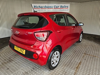Used Hyundai i10 2017 for sale - 78887792: Photo