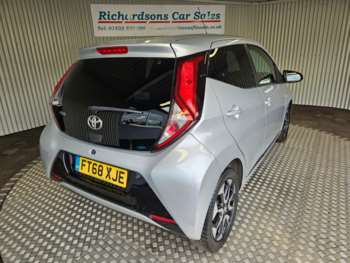 Used Toyota AYGO 2019 for sale - 74904659: Photo