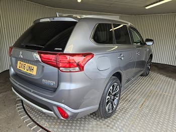 Used Mitsubishi Outlander 2016 for sale - 79764628: Photo