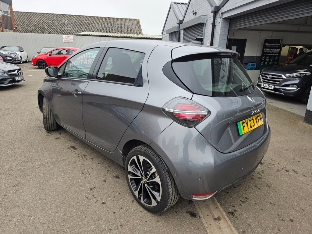 Used Renault Zoe 2023 for sale - 77780884: Photo 4