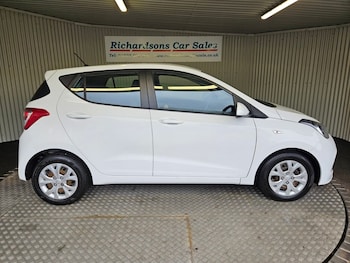 Used Hyundai i10 2016 for sale - 78632314: Photo