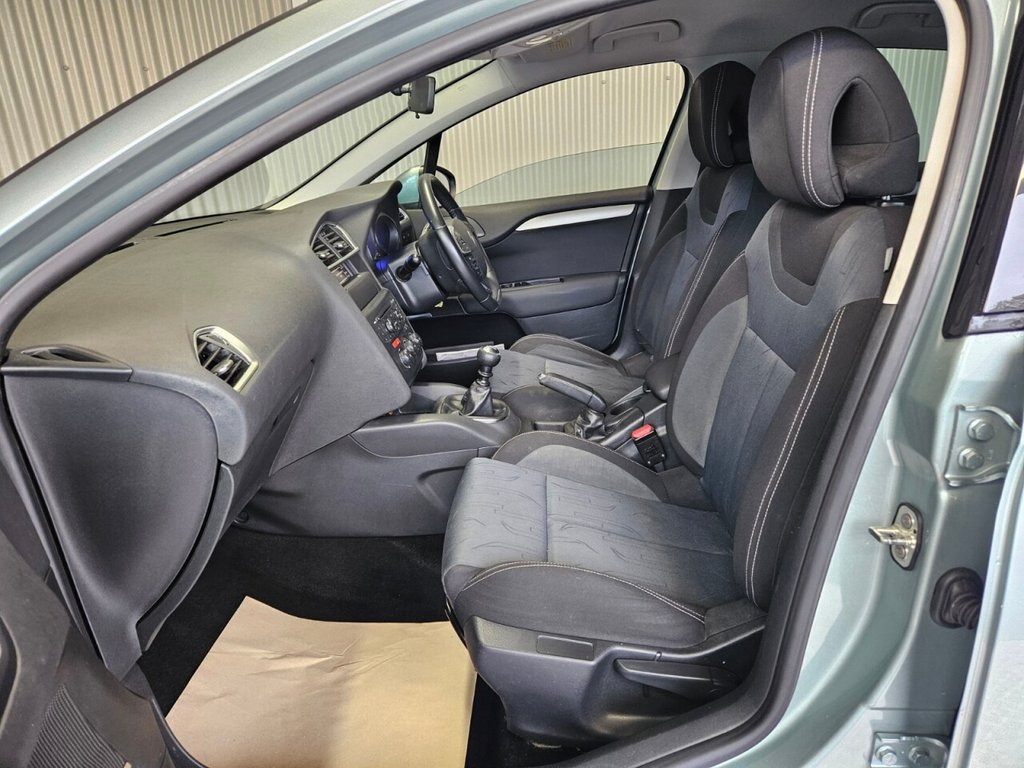 Used Citroen C4 2011 for sale - 76840830: Photo 29