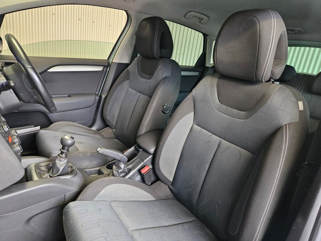 Used Citroen C4 2011 for sale - 76840830: Photo 30