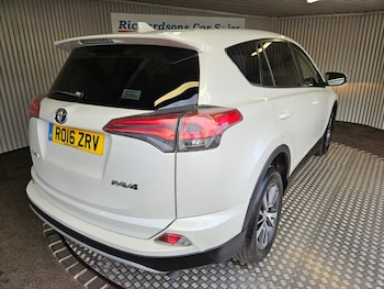 Used Toyota RAV4 2016 for sale - 75194664: Photo