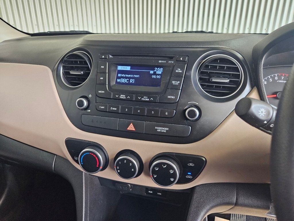 Used Hyundai i10 2016 for sale - 77734823: Photo 14