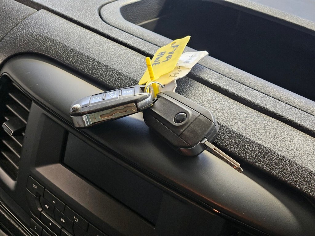 Used Toyota ProAce 2019 for sale - 76417759: Photo 30