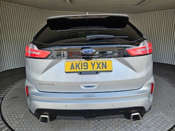 Used Ford Edge 2019 for sale - 79104048: Photo