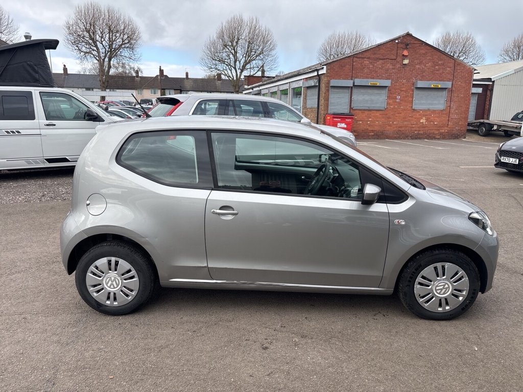 Used Volkswagen up! 2014 for sale - 78069409: Photo 2