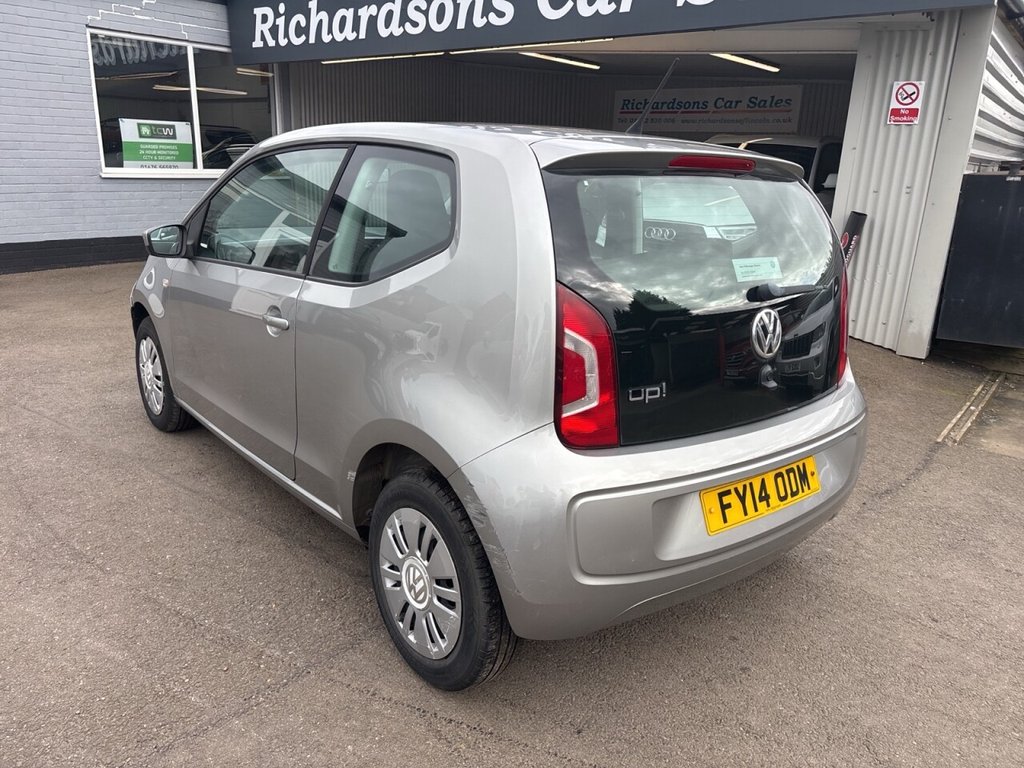 Used Volkswagen up! 2014 for sale - 78069409: Photo 4