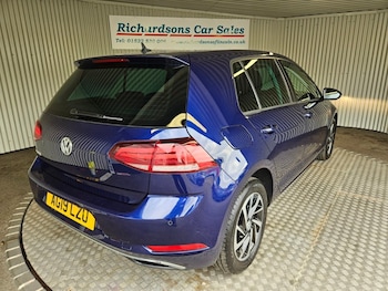 Used Volkswagen Golf 2019 for sale - 79103832: Photo