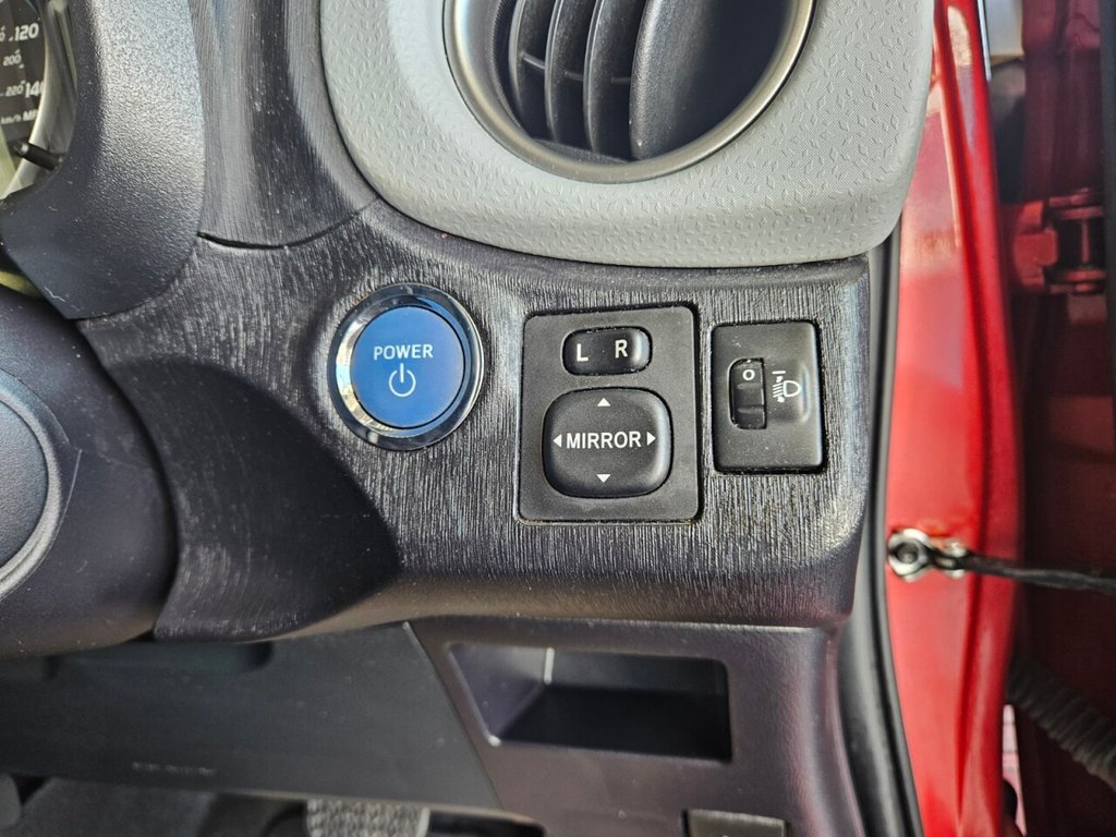 Used Toyota Yaris 2014 for sale - 77919972: Photo 15