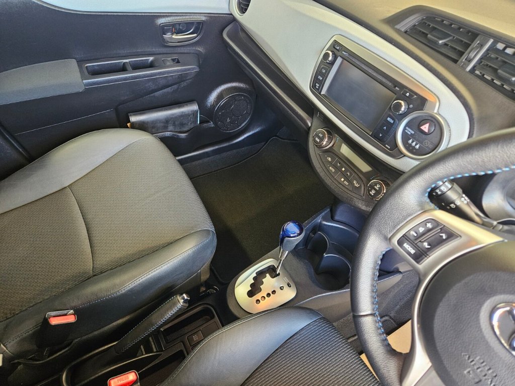 Used Toyota Yaris 2014 for sale - 77919972: Photo 19